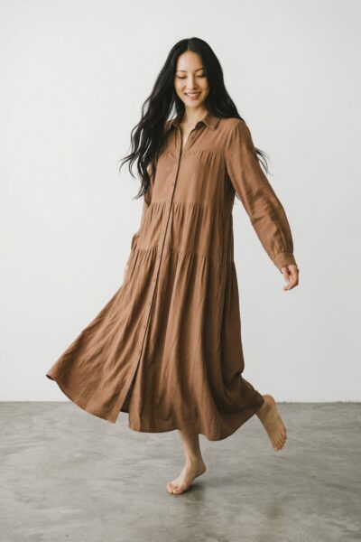 BRAVE AND TRUE BROWN LS DRESS