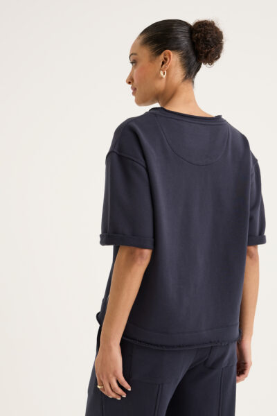 YARRA TRAIL GRANITE SWEATSHIRT IN ECRU