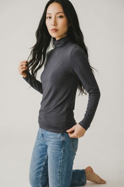 YAYA PHANTOM TURTLENECK TOP